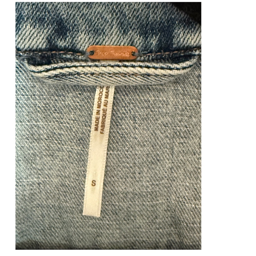 Free People Light Wash Denim Jean Jacket - Picture 13 of 15